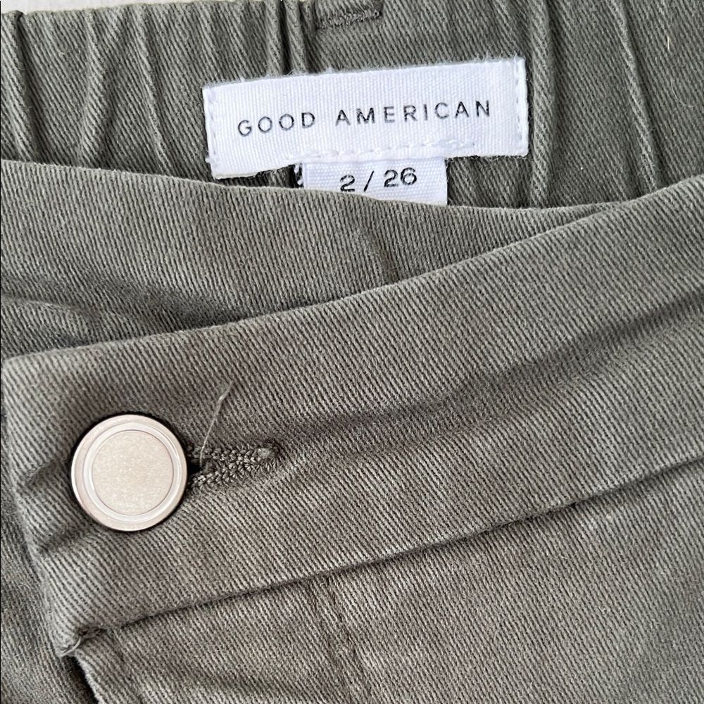 Like New! Good American Good Army Cuffed Pants Olive Green Cargo in SIze 2/26 - Picture 5 of 15